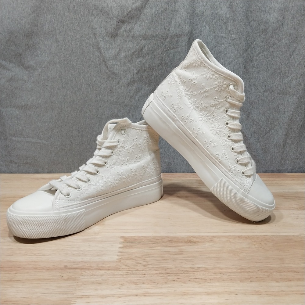 American Eagle High Top Sneakers Womens Floral Eyelet Platform 7 Cream